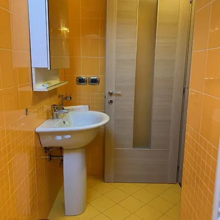 Corte Della Vittoria Aparthotel Parma